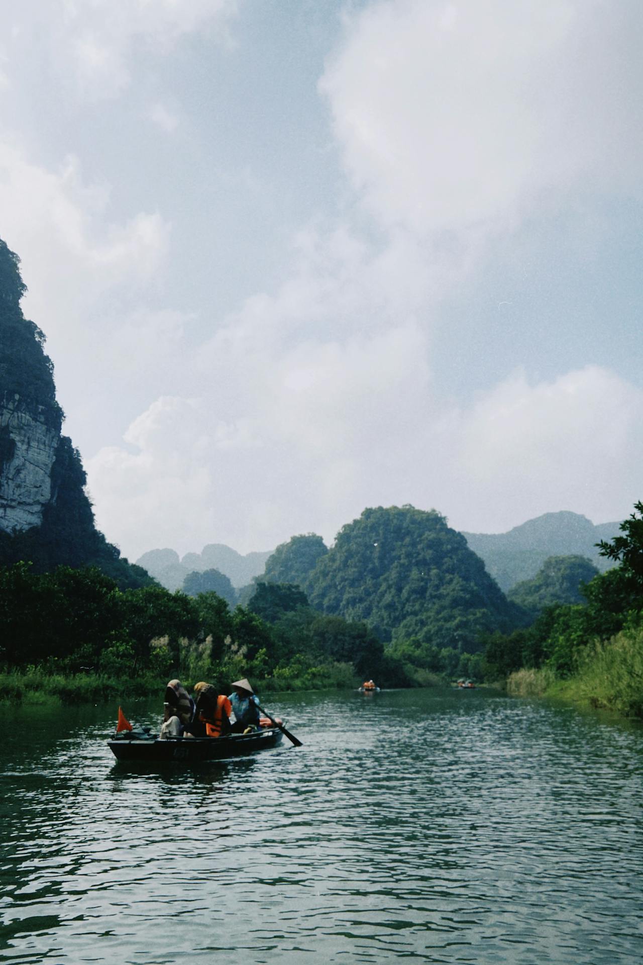 Learn Trang An’s cultural stories with expert insights